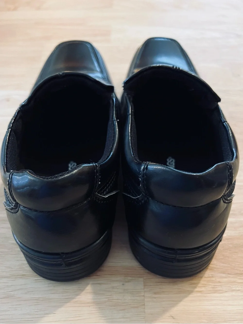 Deer Stags Boys Black Slip-On Dress Shoes Size 5M Square toe